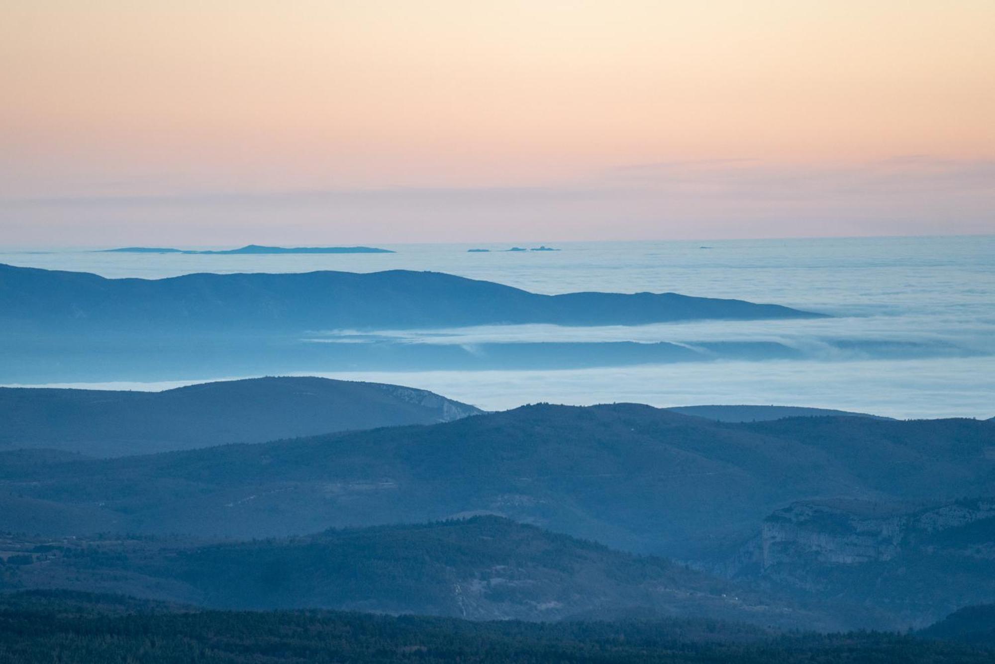 Les Terrasses De Cascavelle Villa Blauvac Eksteriør bilde